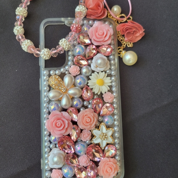 Samsung Galaxy S21 Bling Phone Case With Lanyard. - Picture 3 of 7